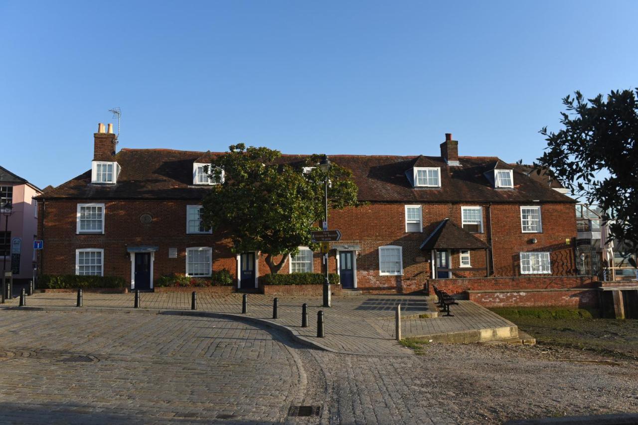 Royal Southern Yacht Club Hamble-le-Rice Extérieur photo
